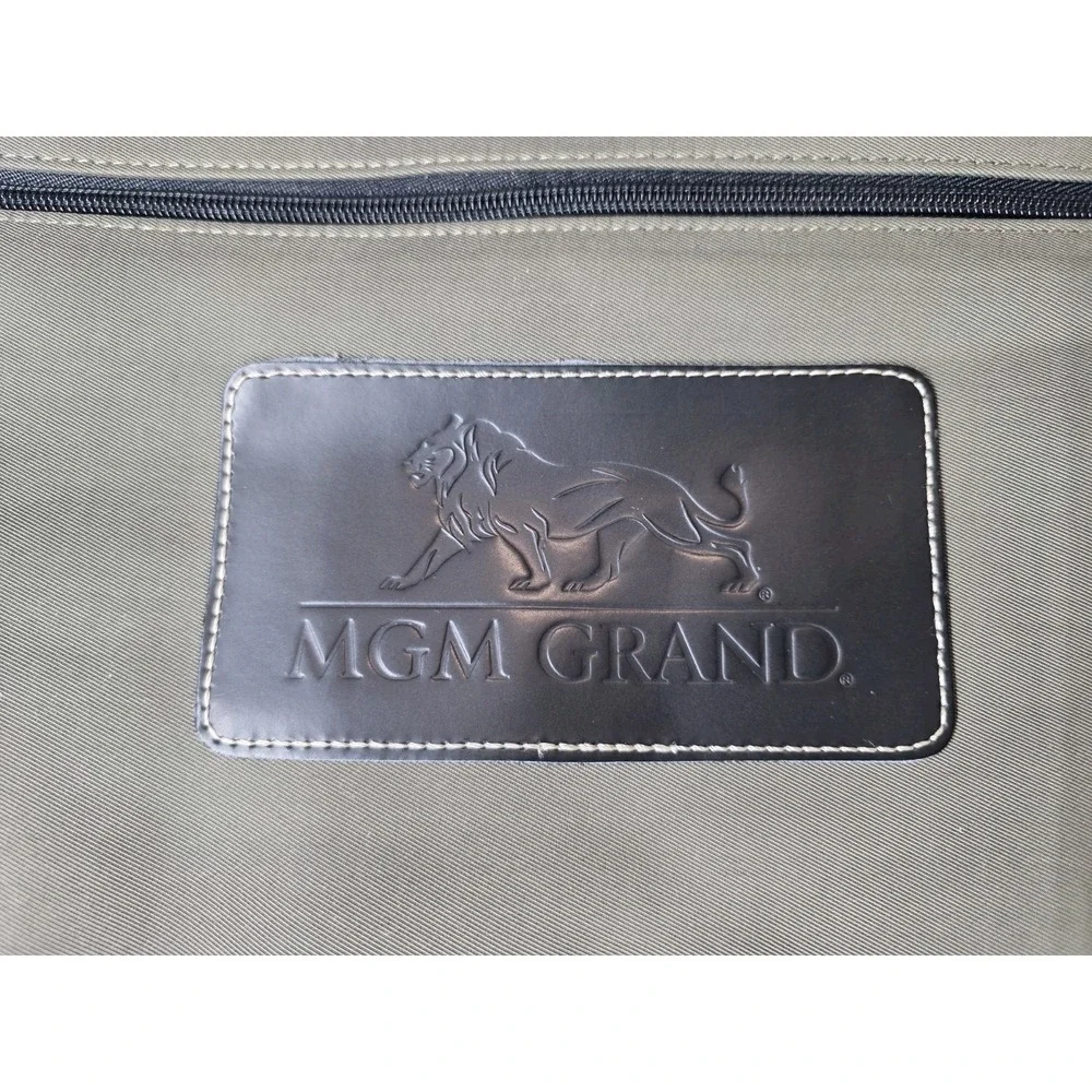 Vintage MGM GRAND Genuine Leather Laptop Travel Bag 20